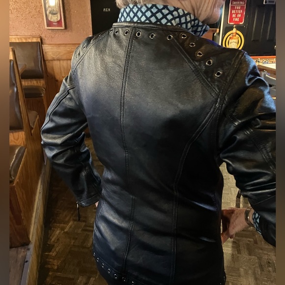 Black Glove-soft Leather Riveted Bikerlike Jacket, XS. Stunning, highest quality - Picture 6 of 9